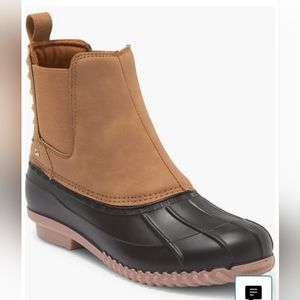 NIB Steve Madden Duck Boot